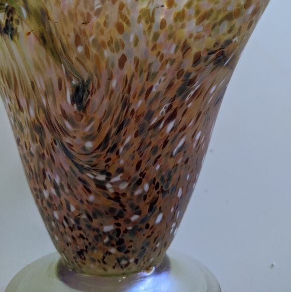 Funky Crinkle Vase - Picture 4 of 5